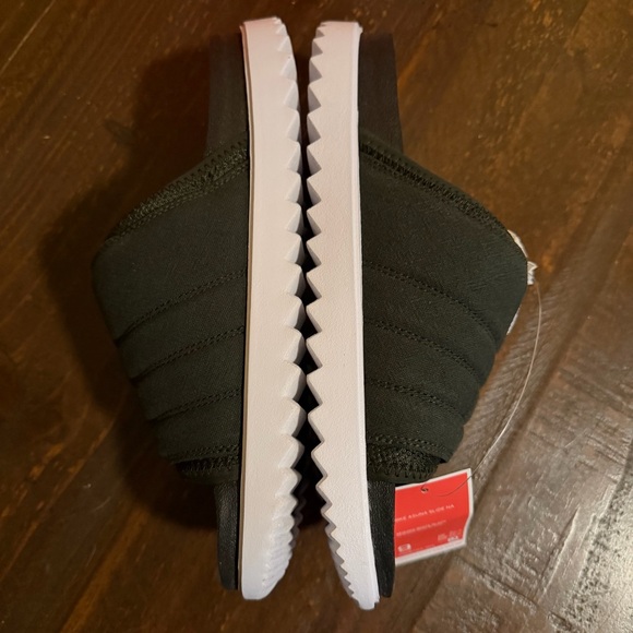 NEW Nike Asuna Black Slide Sandals In Box - 9M - Picture 3 of 9